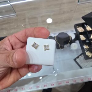 Earring 10K Diamonds